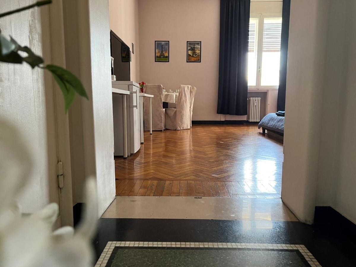 B&B Piazza Della Vittoria Генуа Екстериор снимка