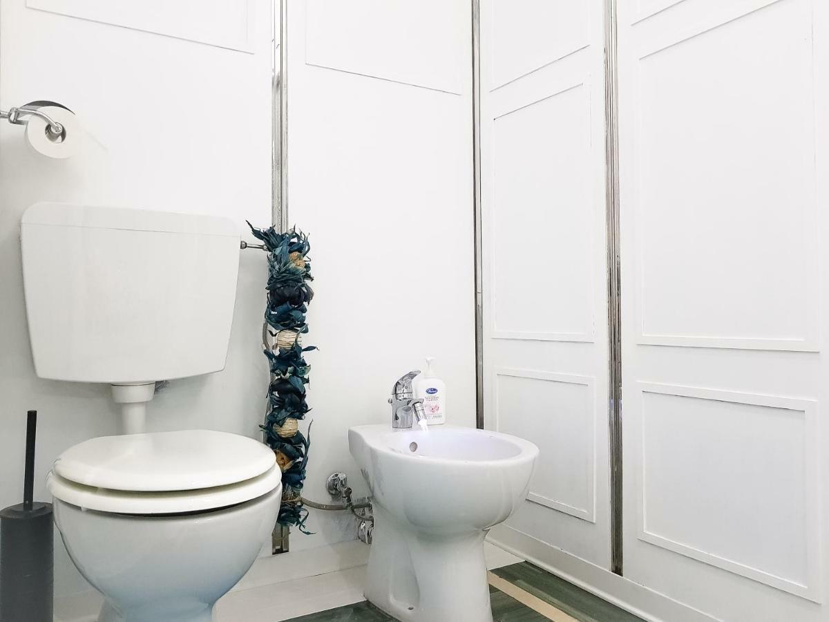 B&B Piazza Della Vittoria Генуа Екстериор снимка